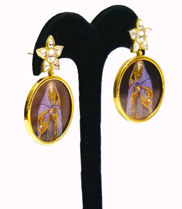 Chitrakari Mughal Lady Danglar