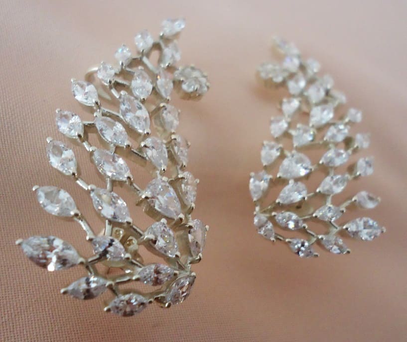 Fancy Leaf Earcuff