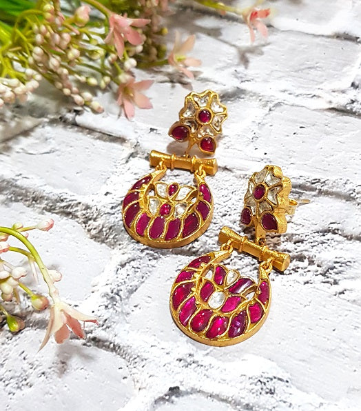 Pachi Crescent Kundan Earring