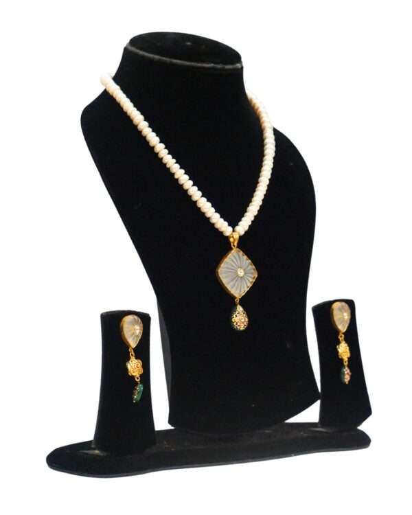 All White Gold Princess Necklace