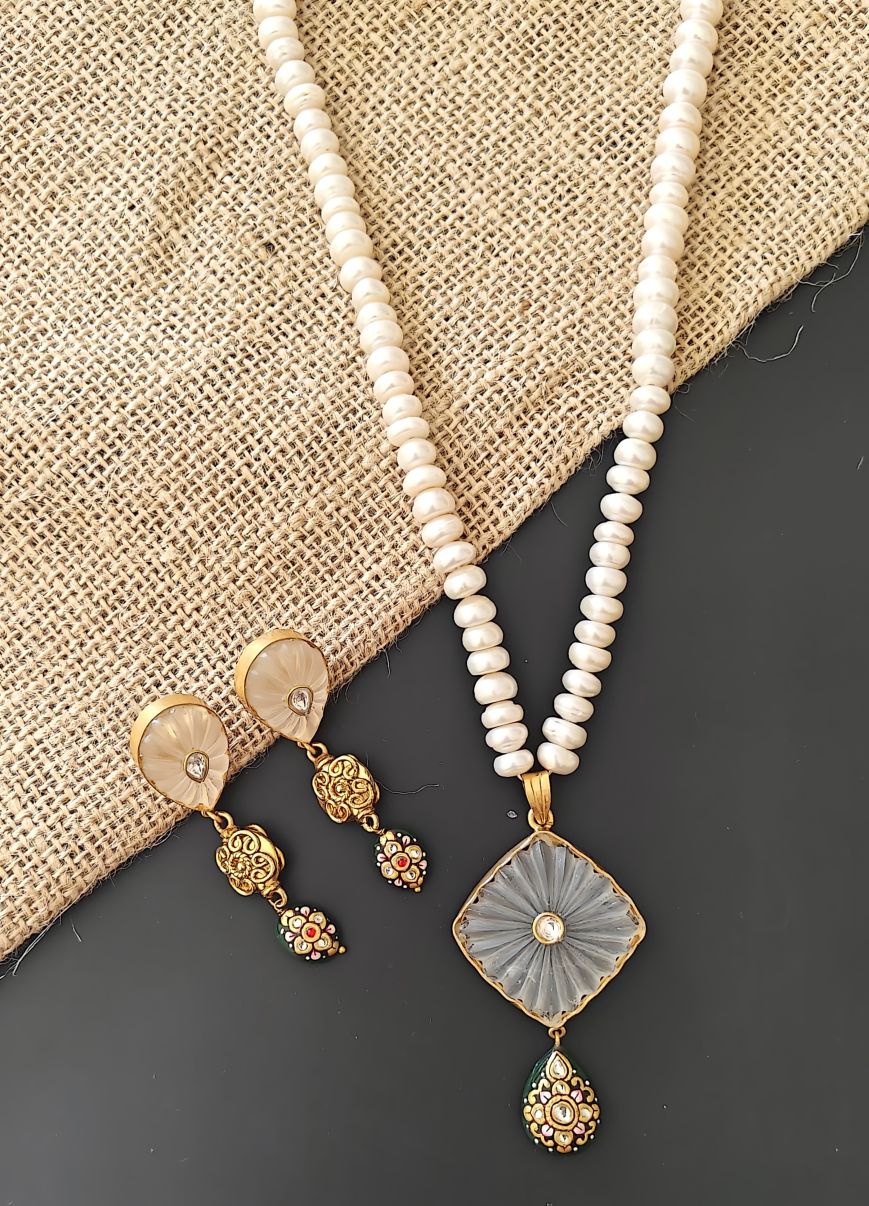 All White Gold Princess Necklace