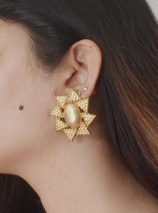 Gold Rush Illusion Studs