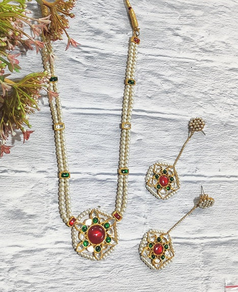 Phalguni Bridal Necklace Set