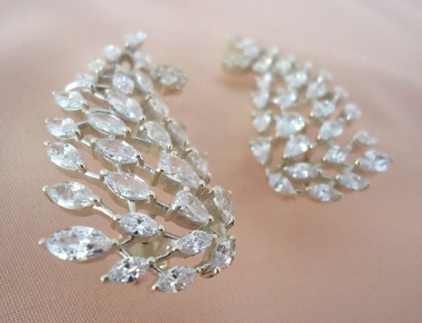 Fancy Leaf Earcuff