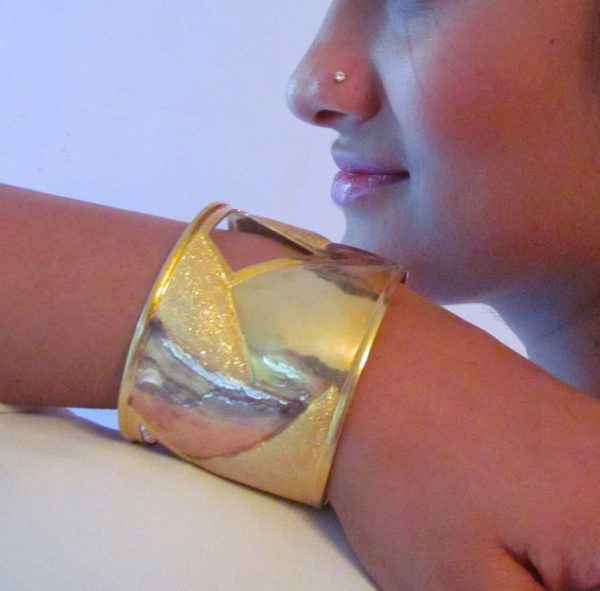 Signature Cut Cuff