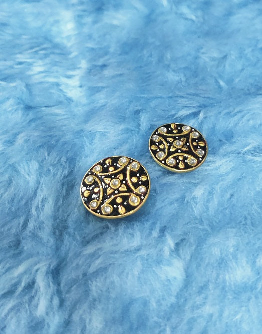 Black Classic Buttons