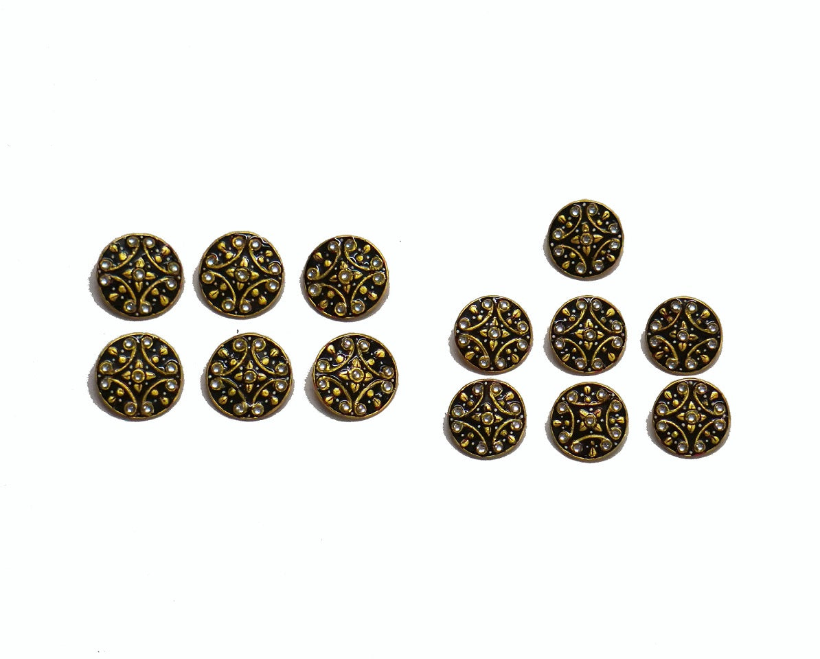 Black Classic Buttons
