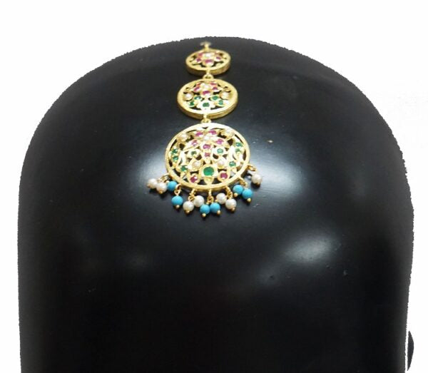 Aari Turquoise White Maang Tikka
