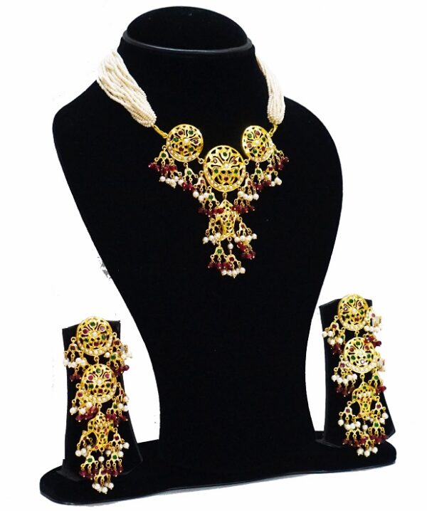 Aari Chick Red Necklace Set