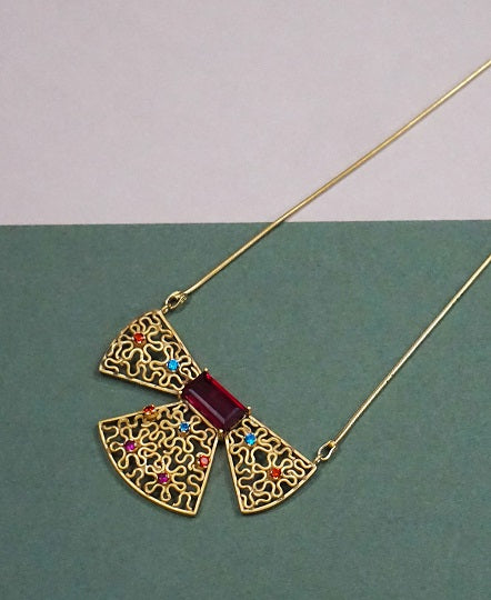 Signature Opera Necklace
