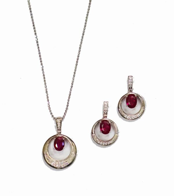 Round O Red Pendant Set