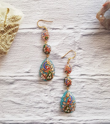 Peacock Color Dangler