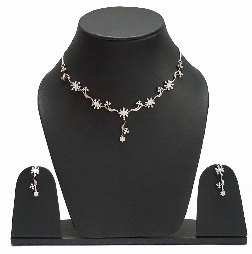 Floral Necklace Set