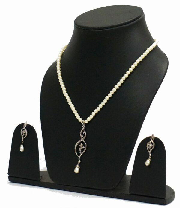 Designer Pendant Set
