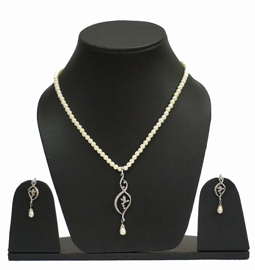 Designer Pendant Set