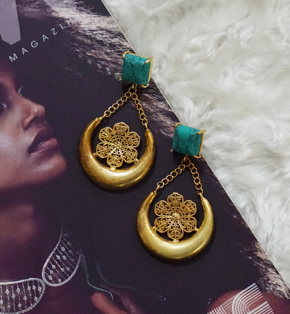 Turquoise Chand Dangler