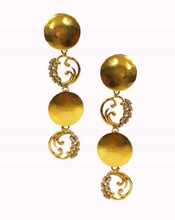 Dome Layered Fauna Dangler
