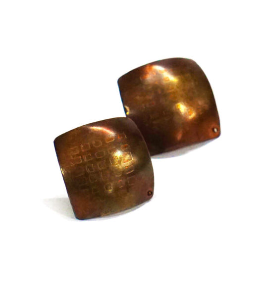 Square Stud