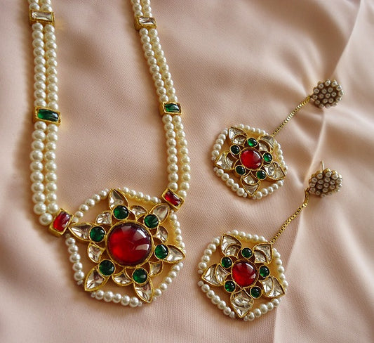Phalguni Bridal Necklace Set