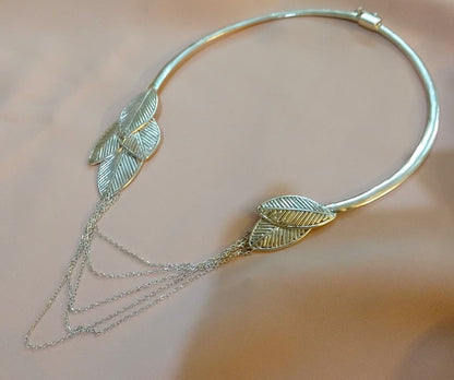Leaf & Chain Necklace