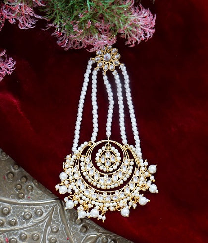 Alankar White Jhupka Tikka