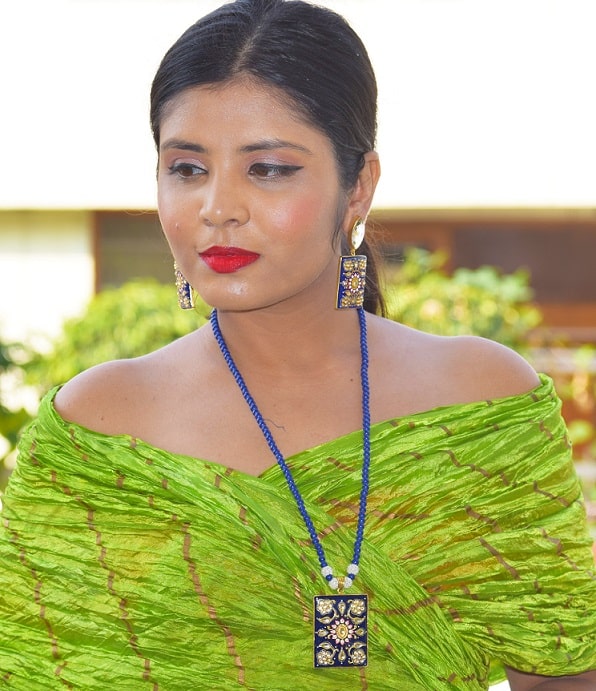 Blue Painted Necklace Set