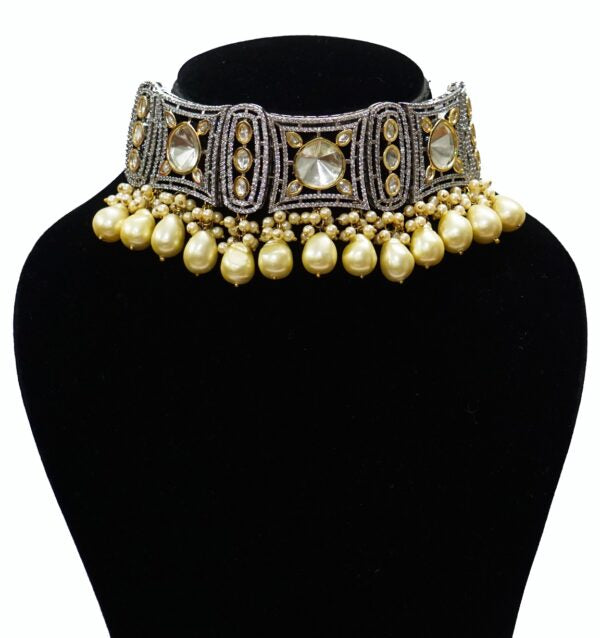Alankar Victorian Chokar Necklace Set