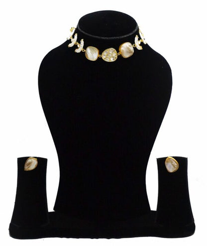 Alankar Druzy Chand Necklace Set