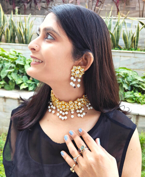 Alankar Kundan Chokar Necklace Set