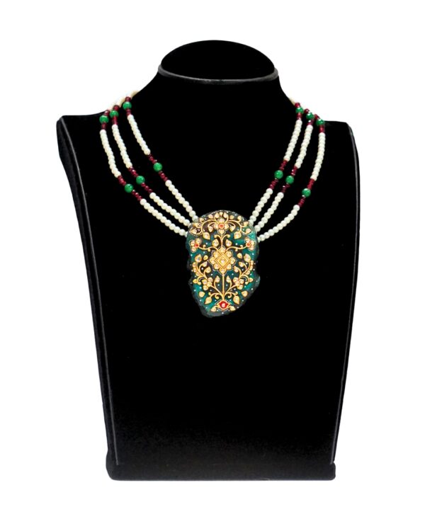 Raabta Chalcedony Necklace