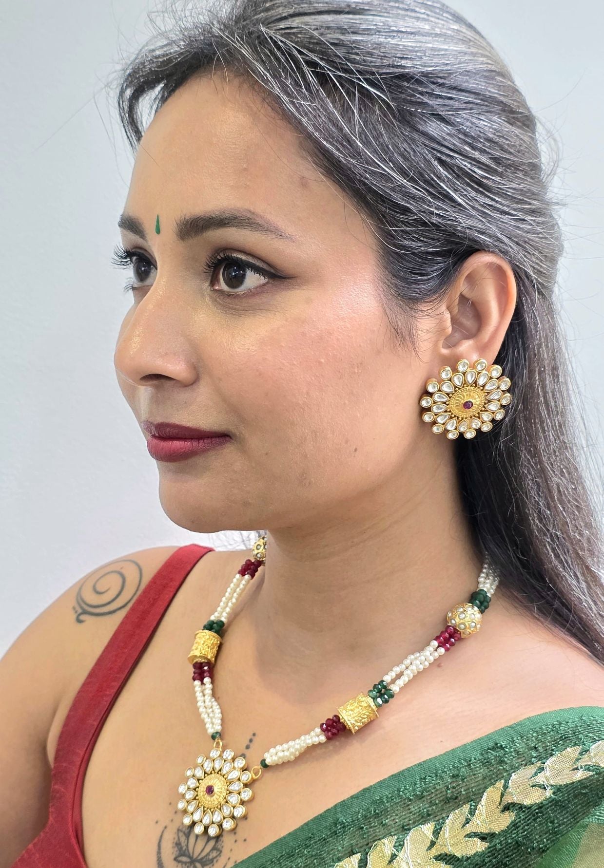 Alankar Kundan Floral Necklace Set