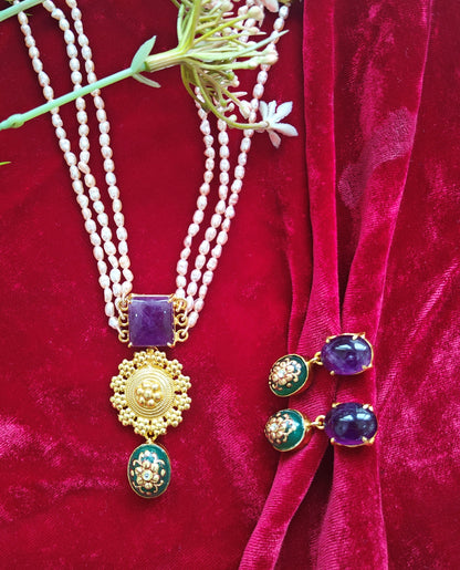 Alankar Amethyst Green Paint Necklace Set