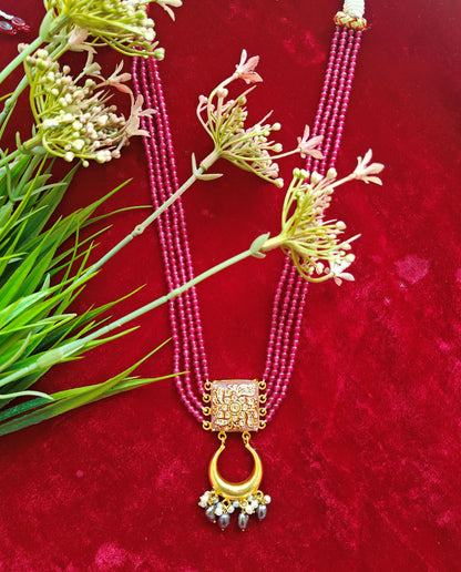 Alankar Shades of Red Chand Necklace