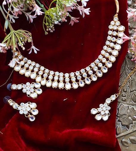 Alankar Kundan Chokar