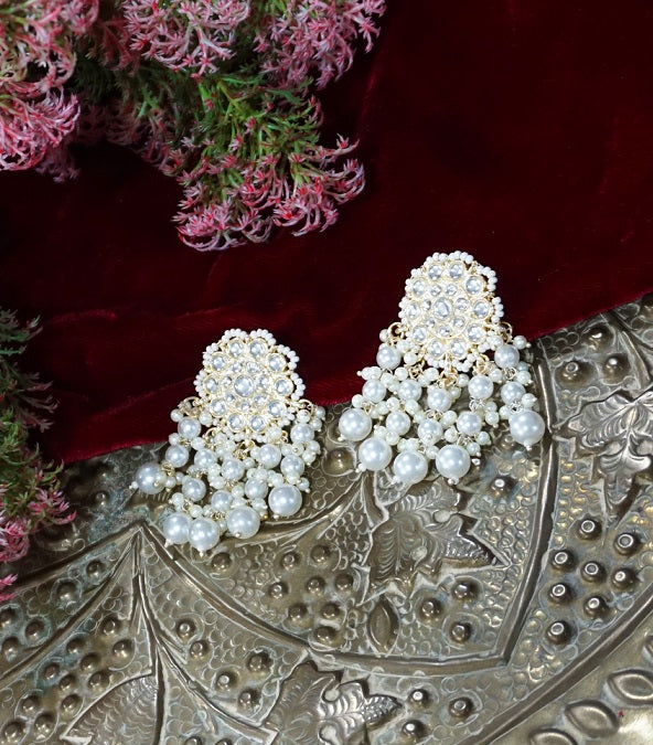 Alankar Kundan Stud Earring