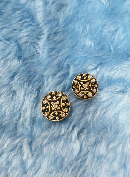 Black Classic Buttons