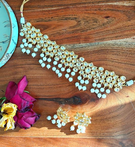Alankar Kundan Chokar Necklace Set