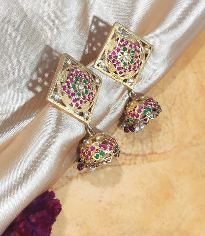 Aari Square Jhumka