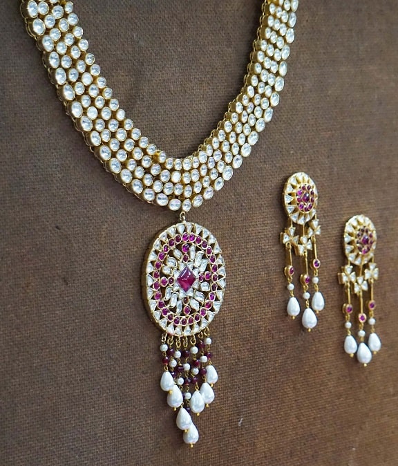 Red Kundan Bridal Set