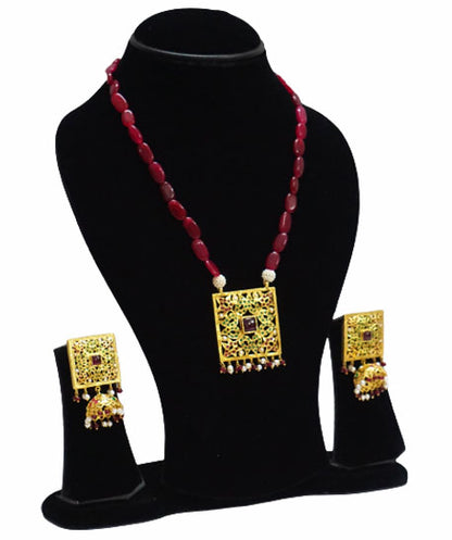 Aari Square Red Set