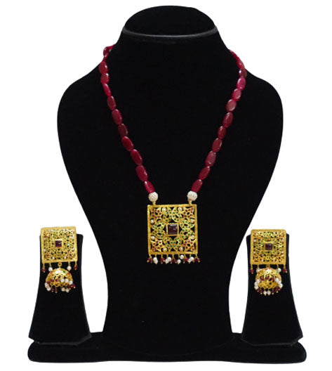 Aari Square Red Set