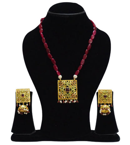 Aari Square Red Set