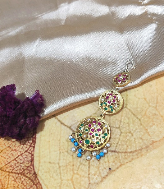 Aari Turquoise White Maang Tikka