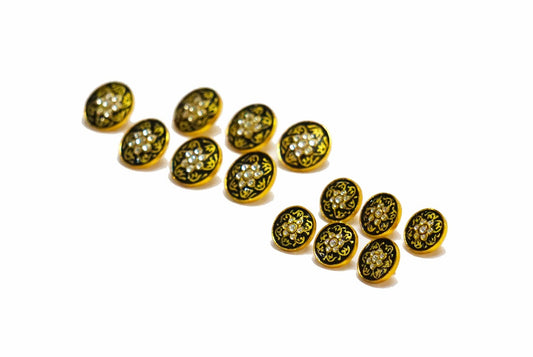 Black Classic Buttons