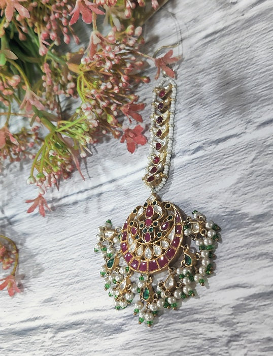 Red Bridal Maang Tikka