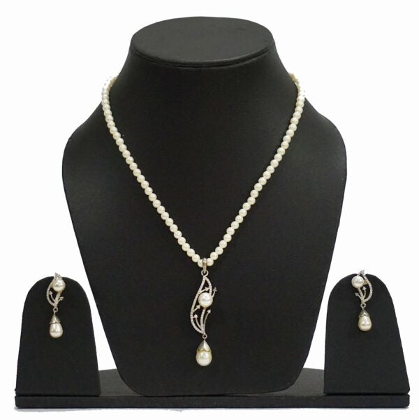 Flowy Stone Pendant Set