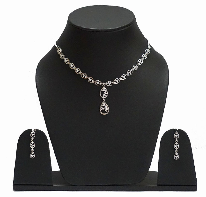 Pear Drop Necklace Set