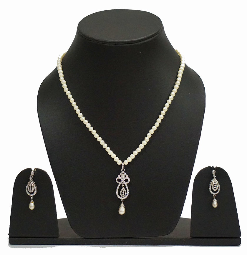 Designer Pendant Set