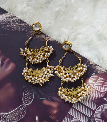 Pearl Heaven Layer Dangler