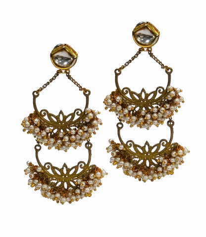 Pearl Heaven Layer Dangler